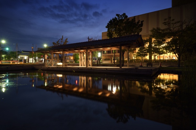 片山津温泉 足湯えんがわ 夜