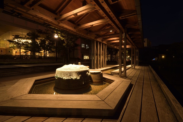 片山津温泉 足湯えんがわ 夜