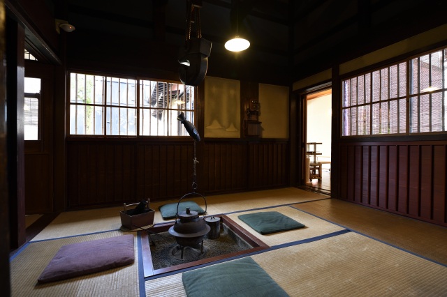 魯山人寓居跡 いろは草庵　内観