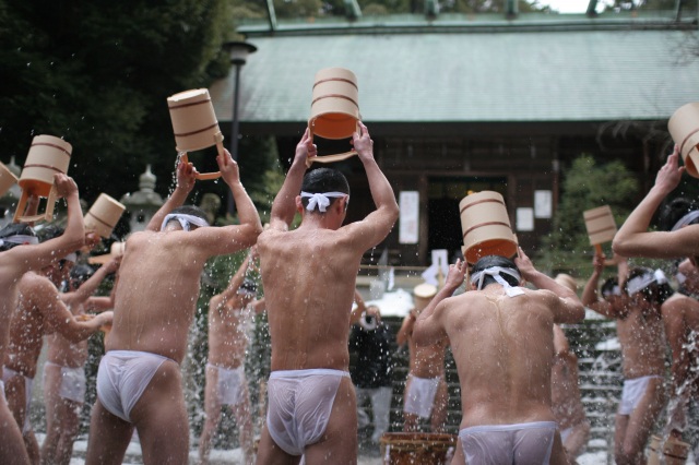 服部神社 寒中禊