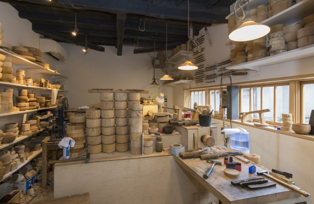 山中漆器 ろくろ挽き