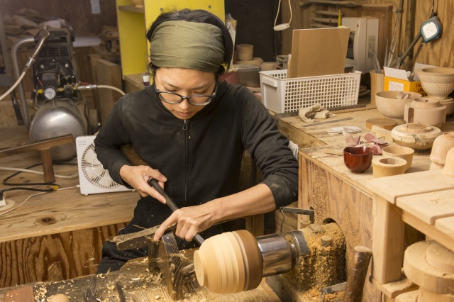 山中漆器 ろくろ挽き