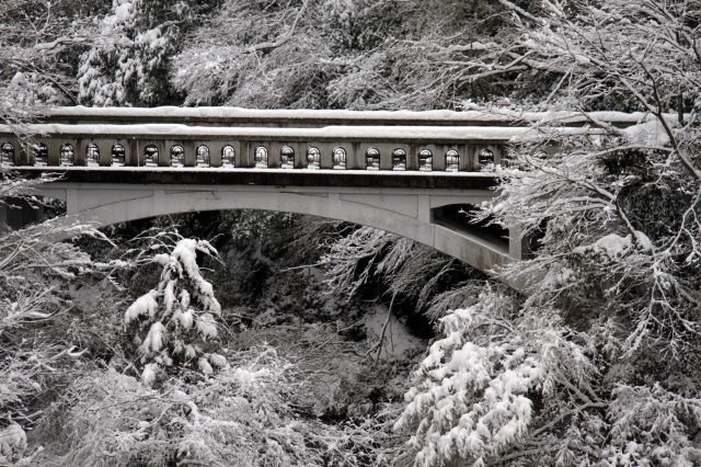 山中温泉 黒谷橋 雪景色