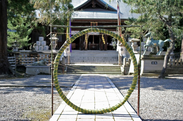 菅生石部神社茅野輪くぐり