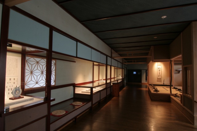 石川県九谷焼美術館 内観