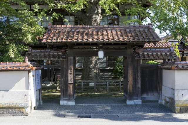 深田久弥 山の文化館 外観