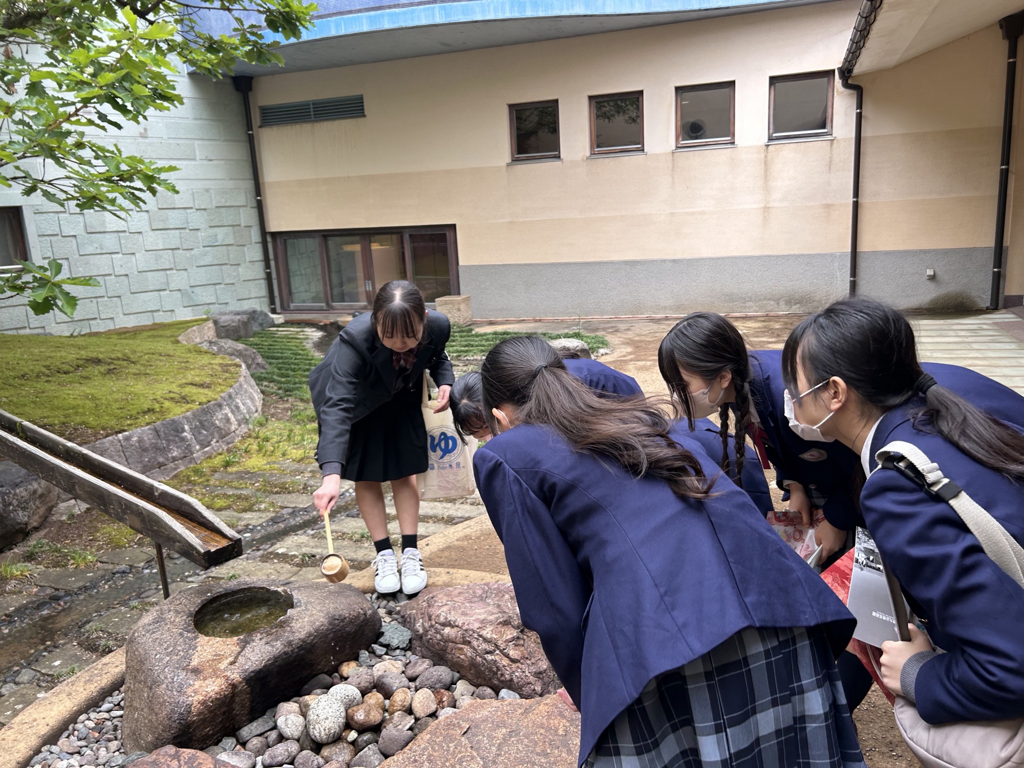 学生ガイド（修学旅行用学習プログラム）について