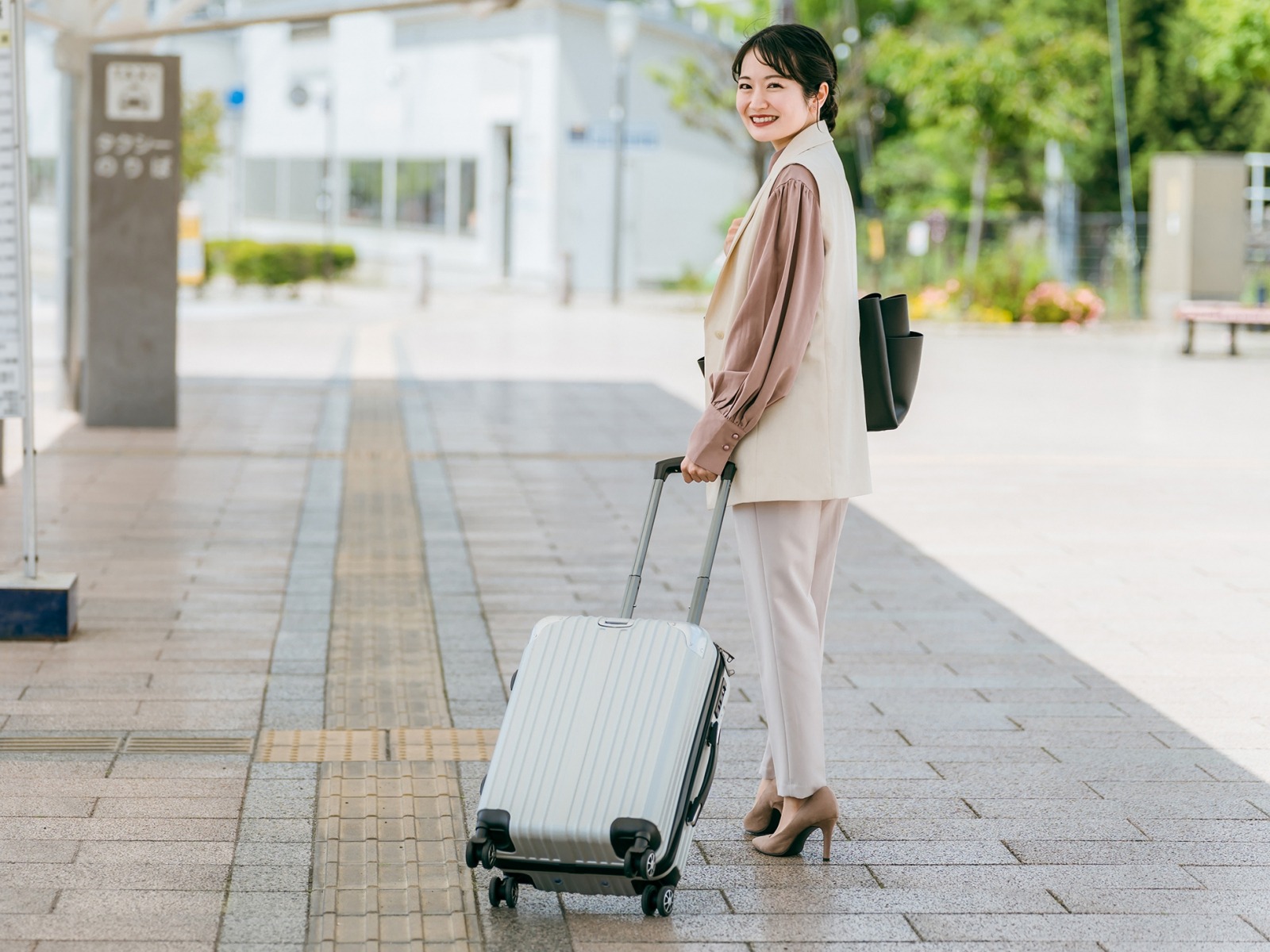 手ぶらで観光を満喫「手荷物配送サービス」